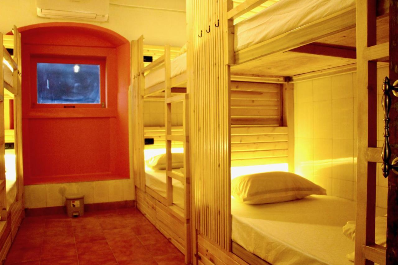 Gosolo Stays Bandra Hostel Mumbai Luaran gambar