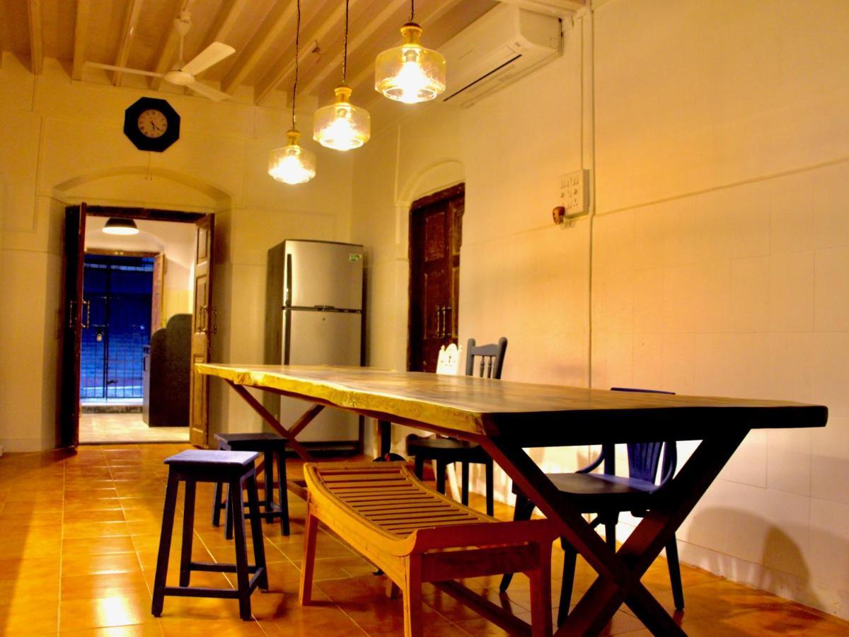 Gosolo Stays Bandra Hostel Mumbai Luaran gambar