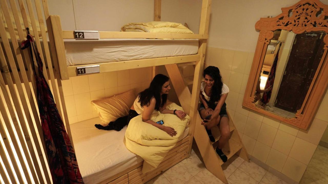 Gosolo Stays Bandra Hostel Mumbai Luaran gambar