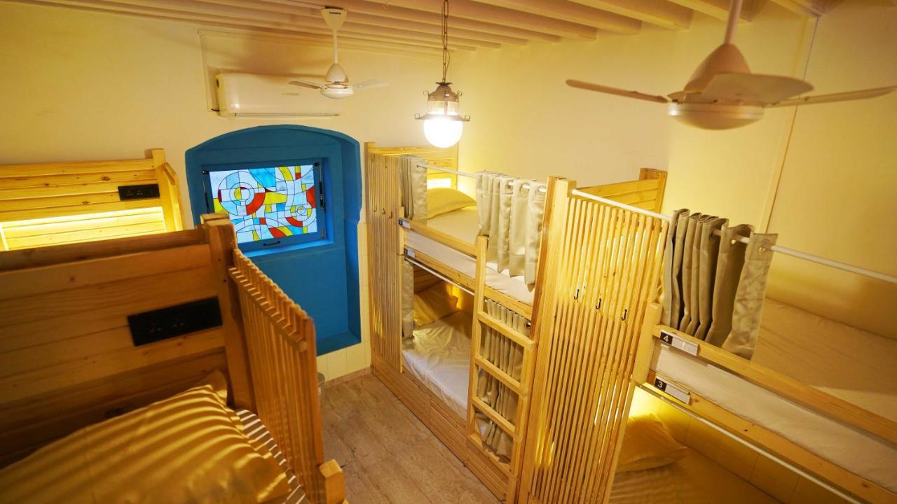 Gosolo Stays Bandra Hostel Mumbai Luaran gambar