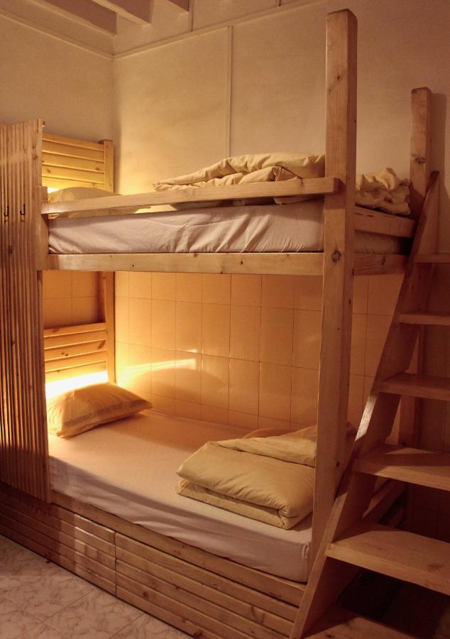 Gosolo Stays Bandra Hostel Mumbai Luaran gambar