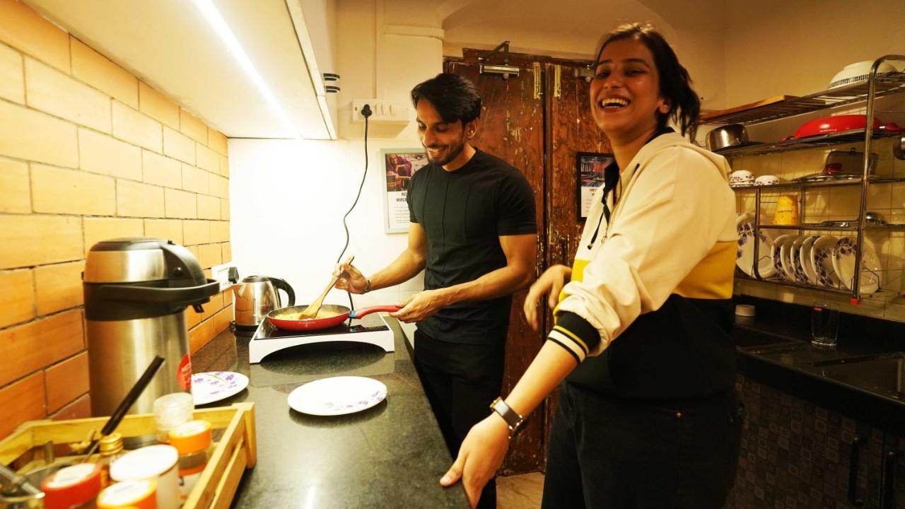 Gosolo Stays Bandra Hostel Mumbai Luaran gambar